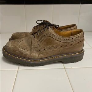 Men's Dr. Martens CRAZY HORSE LEATHER BROGUE SHOES